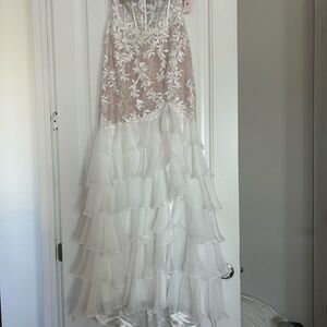 Sherri Hill 56869 Ivory/Nude Lace Ruffle Prom Dress Size 10 NWT